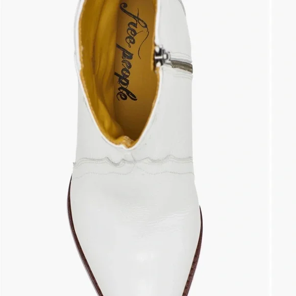 ⬇️💰Price Drop!💰⬇️ Free People New Frontier Western Booties 👢 NIB - Picture 4 of 10